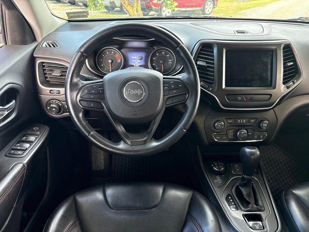 used 2019 Jeep Cherokee car, priced at $17,475