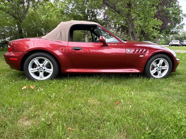 used 2001 BMW Z3 car, priced at $13,975