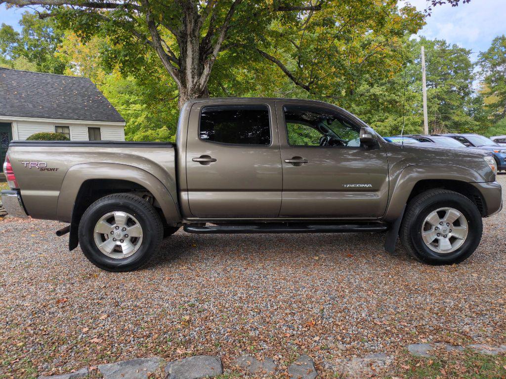 used 2013 Toyota Tacoma car, priced at $15,975