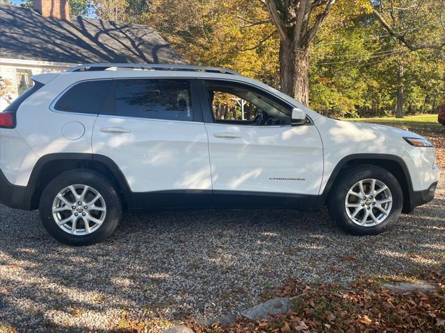 used 2017 Jeep Cherokee car, priced at $17,975