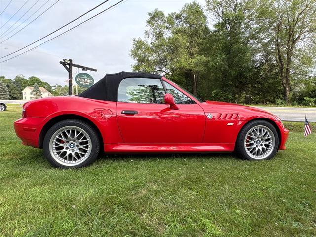 used 2000 BMW Z3 car, priced at $13,975