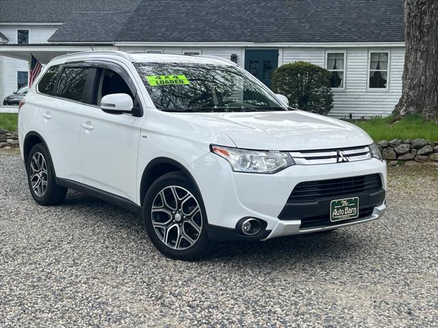 used 2015 Mitsubishi Outlander car, priced at $14,975