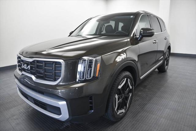 used 2024 Kia Telluride car, priced at $36,995