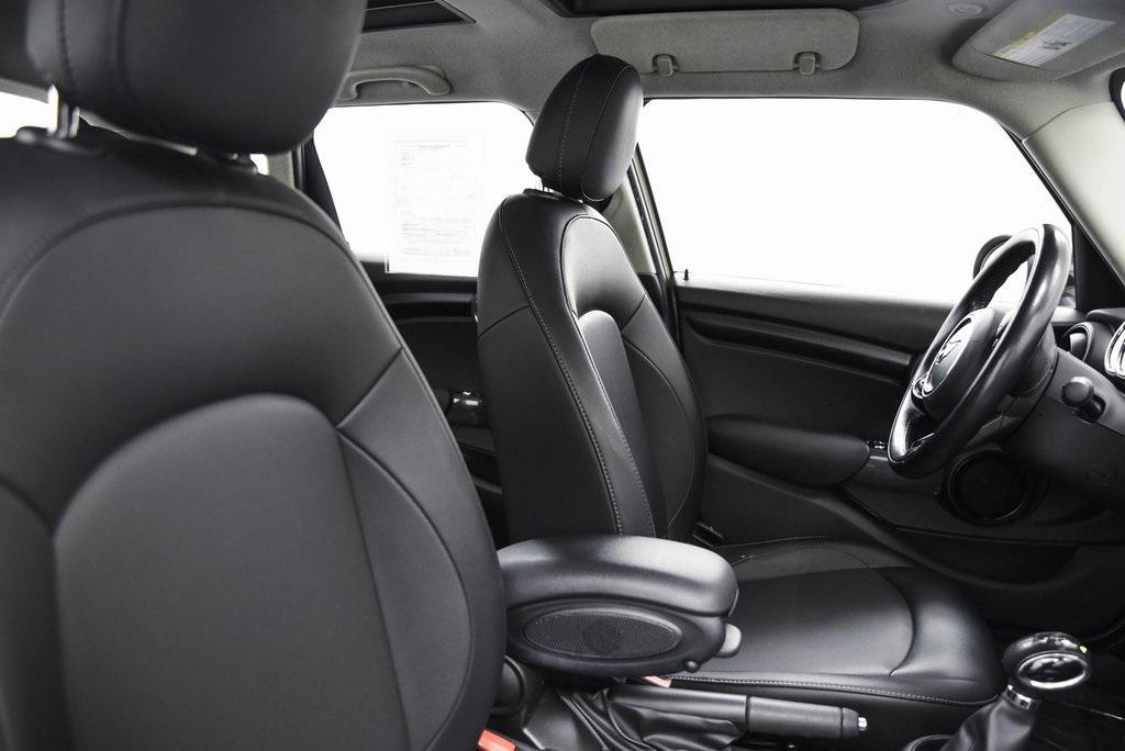 used 2018 MINI Hardtop car, priced at $8,485