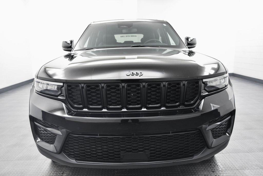 used 2023 Jeep Grand Cherokee car, priced at $27,895