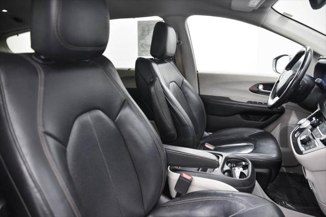 used 2019 Chrysler Pacifica car, priced at $12,495