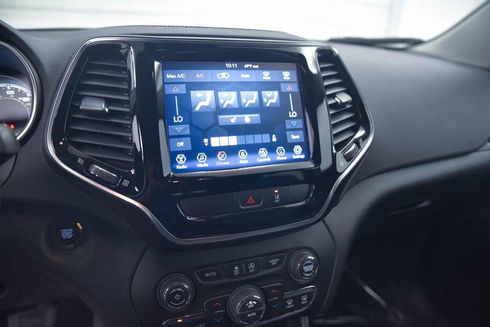 used 2022 Jeep Cherokee car, priced at $26,818