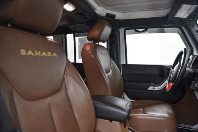 used 2015 Jeep Wrangler Unlimited car, priced at $16,995