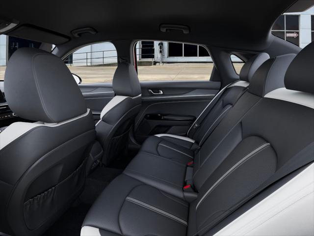 new 2025 Kia K5 car, priced at $30,070