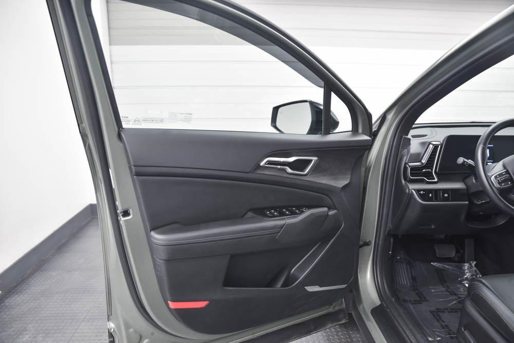 used 2024 Kia Sportage car, priced at $29,595
