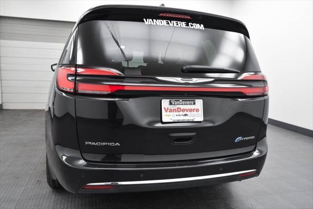 used 2023 Chrysler Pacifica Hybrid car, priced at $27,598