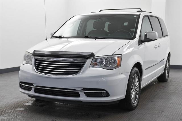 used 2014 Chrysler Town & Country car, priced at $9,325