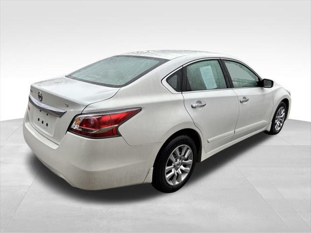 used 2015 Nissan Altima car