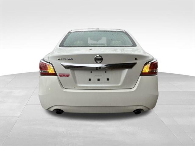 used 2015 Nissan Altima car