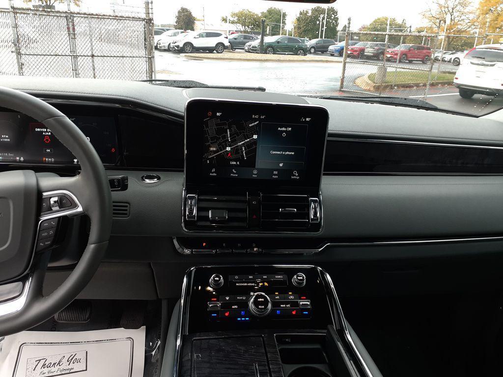 used 2021 Lincoln Navigator car, priced at $43,995