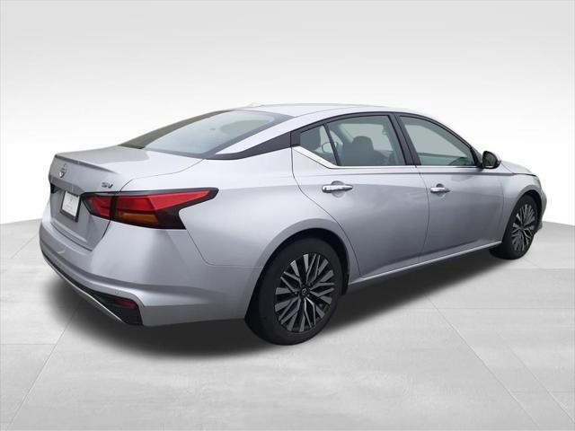 used 2023 Nissan Altima car, priced at $19,999