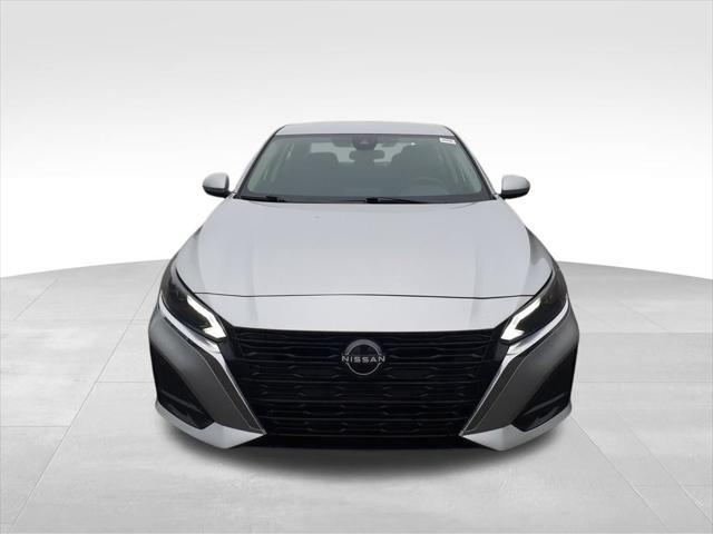 used 2023 Nissan Altima car, priced at $19,999