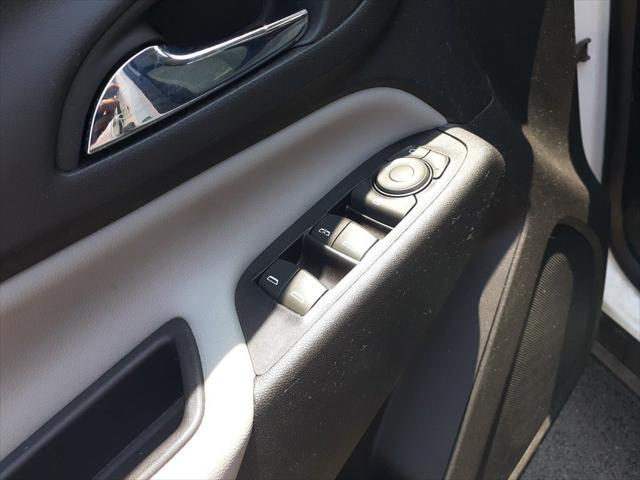used 2019 Chevrolet Equinox car, priced at $17,123