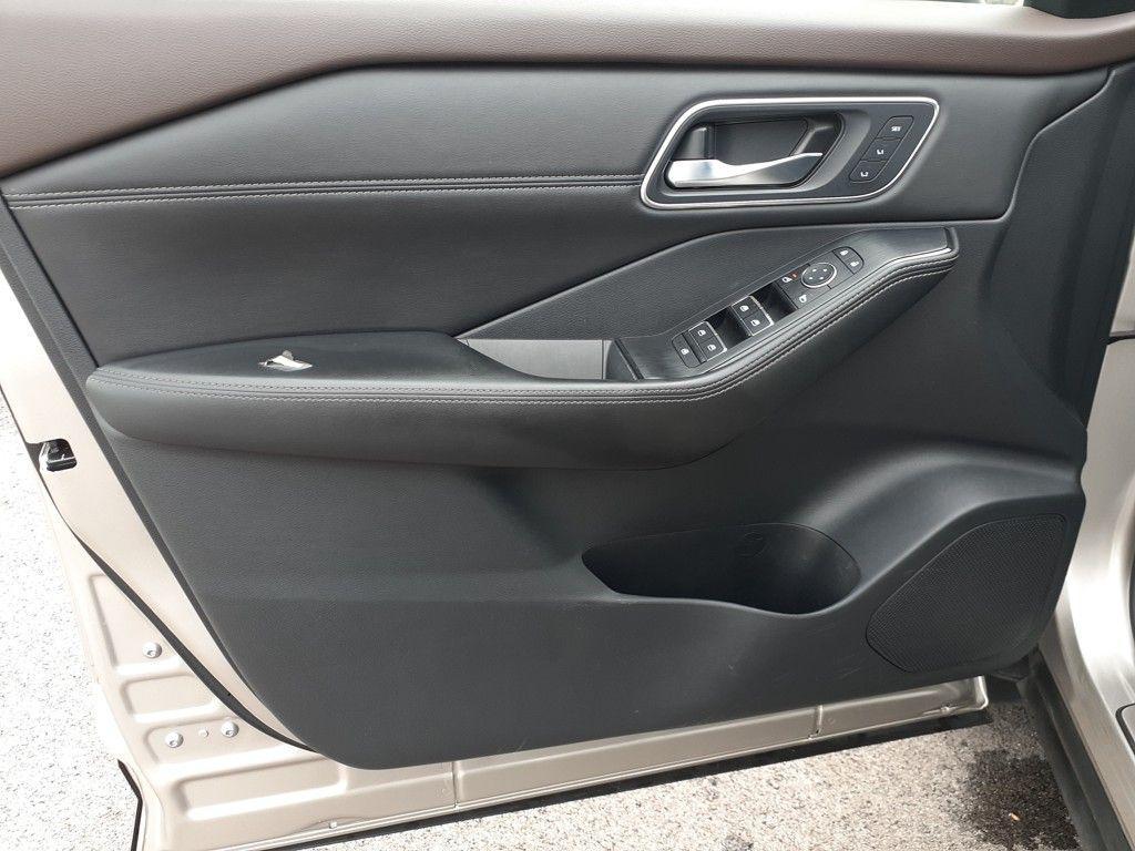 used 2021 Nissan Rogue car, priced at $17,995