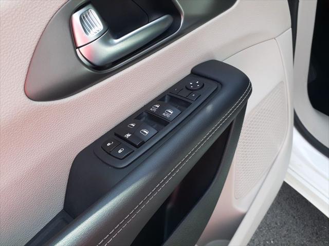 used 2023 Chrysler Pacifica car, priced at $22,571