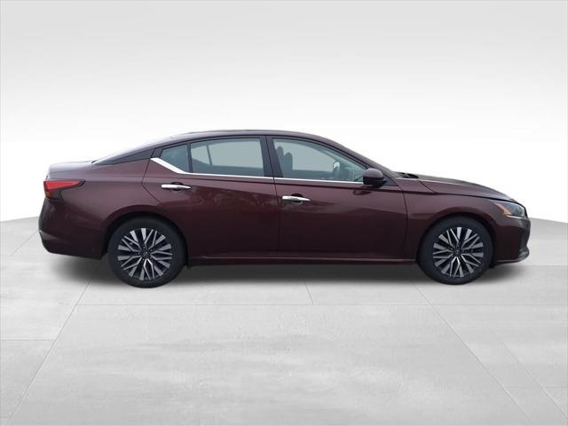 used 2023 Nissan Altima car, priced at $20,000