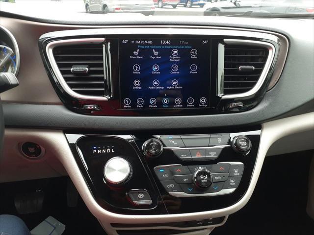 used 2018 Chrysler Pacifica Hybrid car, priced at $20,995
