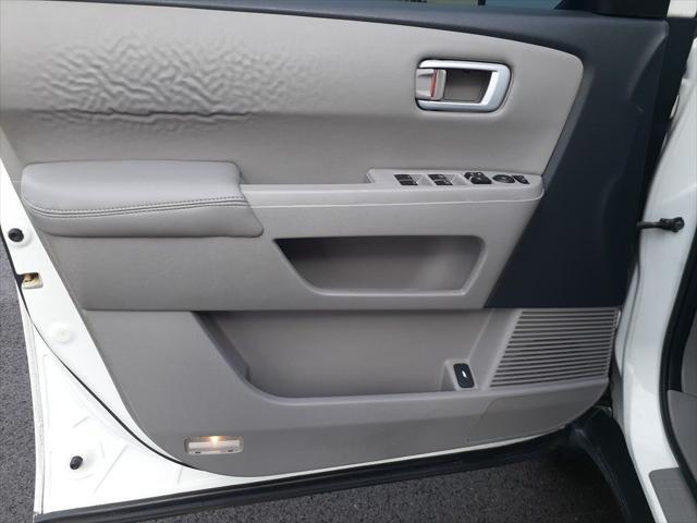 used 2015 Honda Pilot car, priced at $15,600