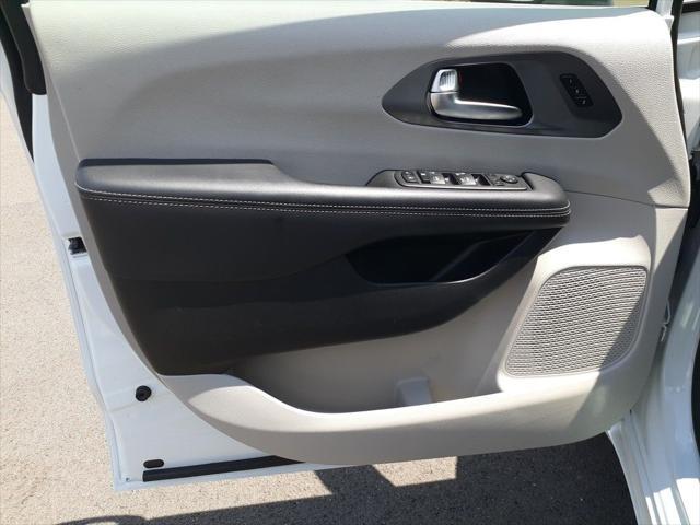 used 2023 Chrysler Pacifica car, priced at $23,278