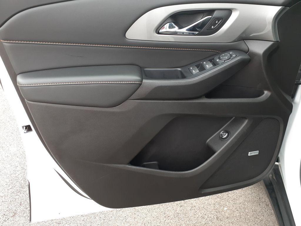 used 2021 Chevrolet Traverse car, priced at $16,466