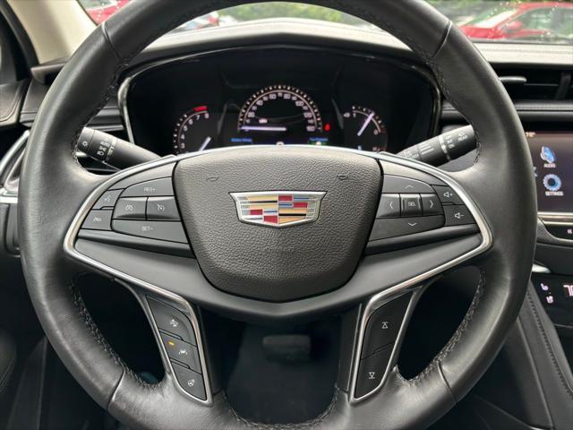 used 2017 Cadillac XT5 car, priced at $17,554