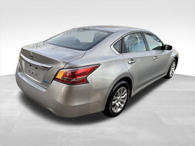 used 2014 Nissan Altima car, priced at $12,644