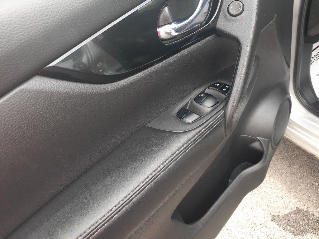 used 2022 Nissan Rogue Sport car, priced at $19,995