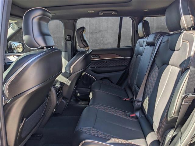 new 2025 Jeep Grand Cherokee car, priced at $62,999