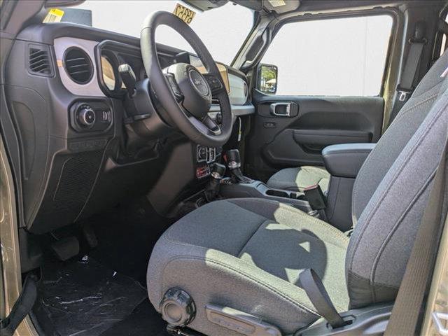 new 2025 Jeep Wrangler car, priced at $51,547