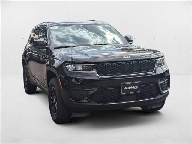 new 2025 Jeep Grand Cherokee car, priced at $40,153