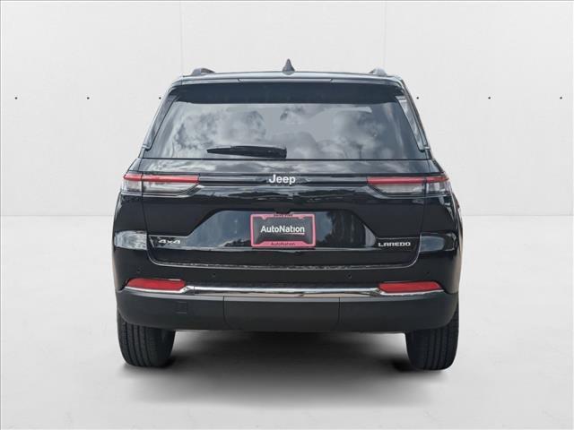 new 2025 Jeep Grand Cherokee car, priced at $40,153