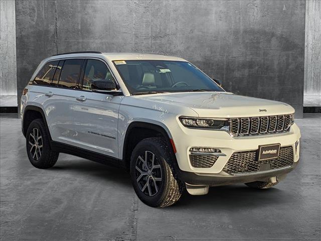 new 2025 Jeep Grand Cherokee car, priced at $44,199