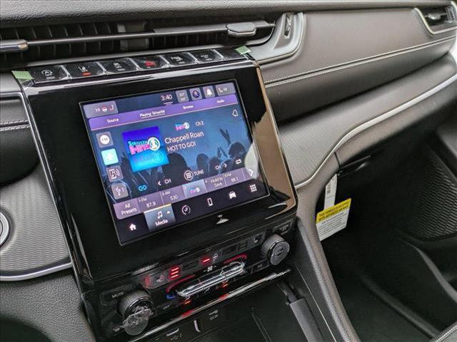 new 2025 Jeep Grand Cherokee car, priced at $42,975