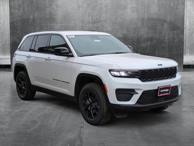 new 2025 Jeep Grand Cherokee car, priced at $42,975