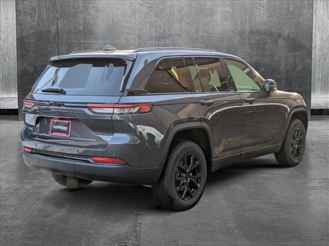 new 2025 Jeep Grand Cherokee car, priced at $42,910