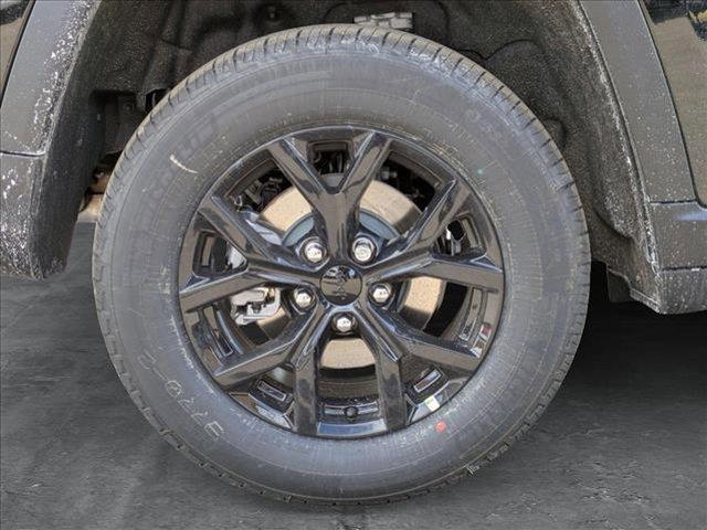 new 2025 Jeep Grand Cherokee car, priced at $43,912