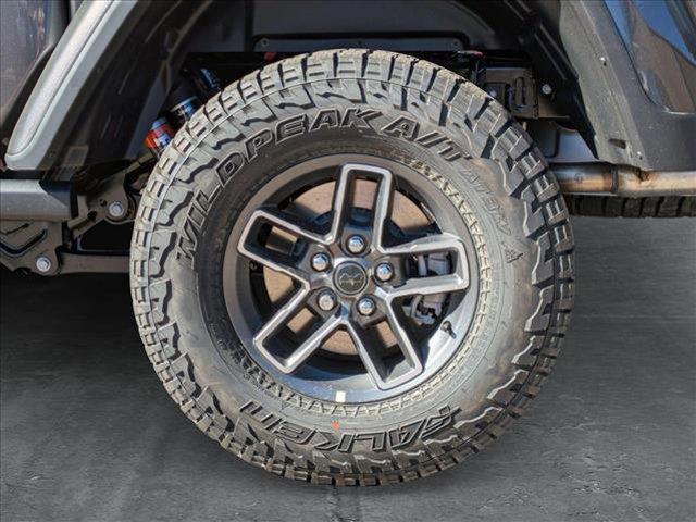 new 2025 Jeep Gladiator car, priced at $57,100