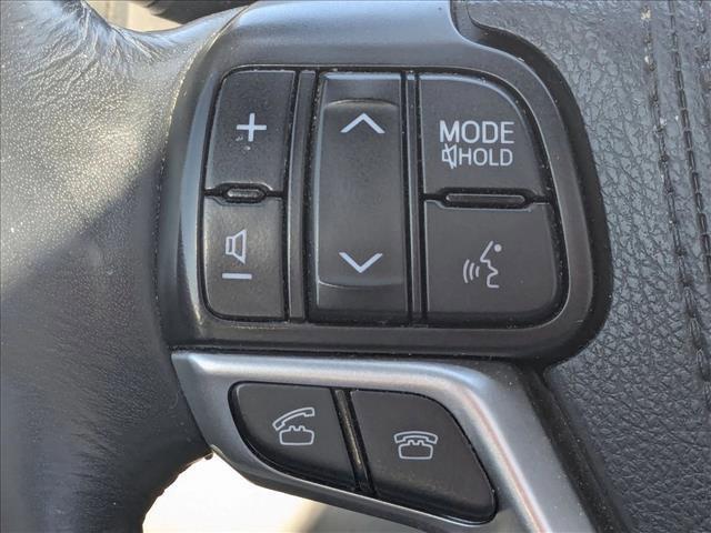 used 2015 Toyota Highlander Hybrid car, priced at $11,990