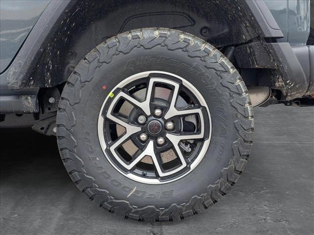 new 2025 Jeep Wrangler car, priced at $57,939