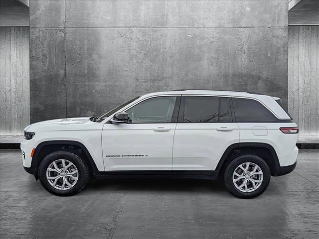 used 2022 Jeep Grand Cherokee car, priced at $34,680