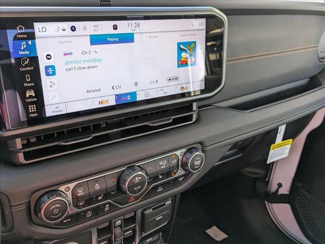 new 2025 Jeep Gladiator car, priced at $46,214