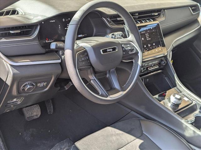 new 2025 Jeep Grand Cherokee car, priced at $43,154