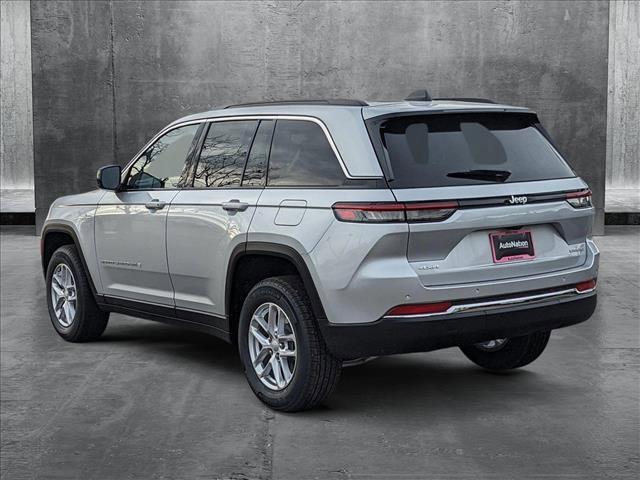 new 2025 Jeep Grand Cherokee car, priced at $40,799