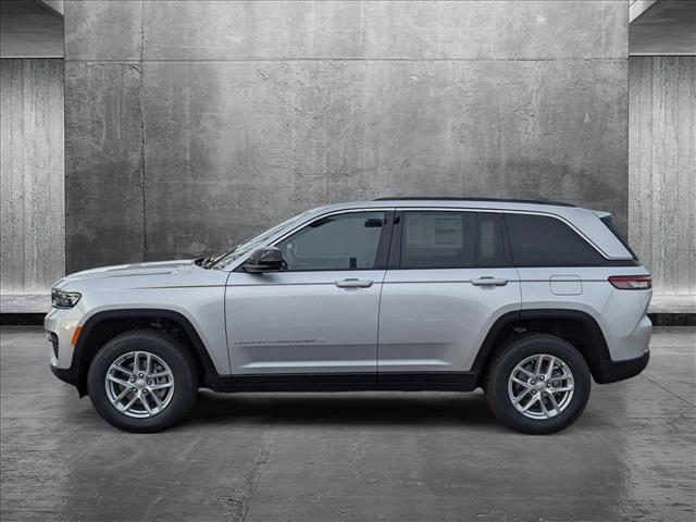 new 2025 Jeep Grand Cherokee car, priced at $40,799