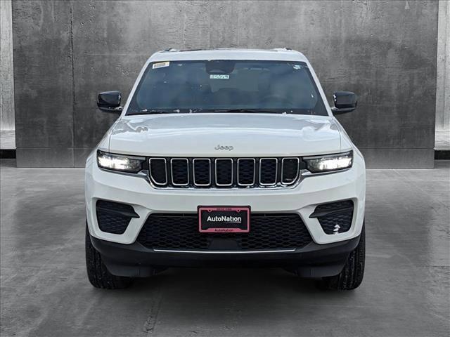 new 2025 Jeep Grand Cherokee car, priced at $40,289